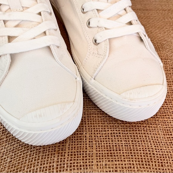 Cariuma OCA High Canvas Sneakers White Size 9 Women’s - Picture 4 of 13